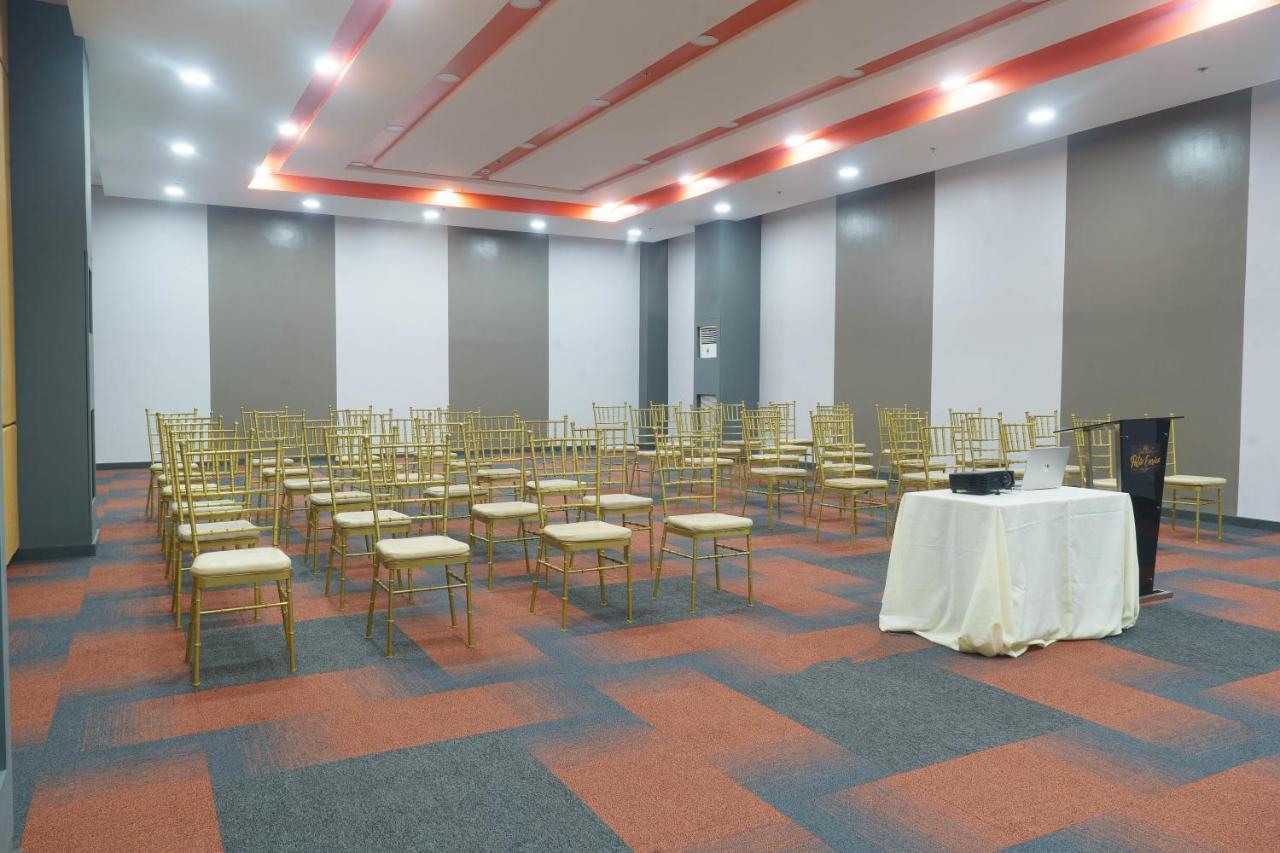 Go Hotels Plus Tuguegarao Zewnętrze zdjęcie
